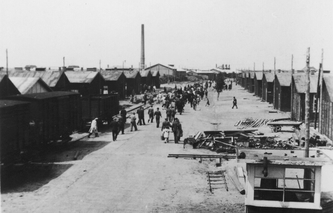 Afbeelding bij: Kamp Westerbork — het doorgangsstation naar het oosten